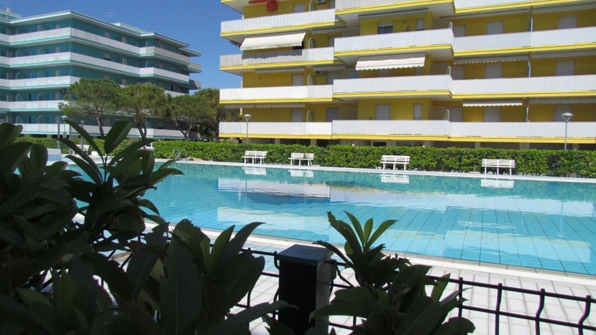 Apartment For 7 With Huge Shared Pool Bibione