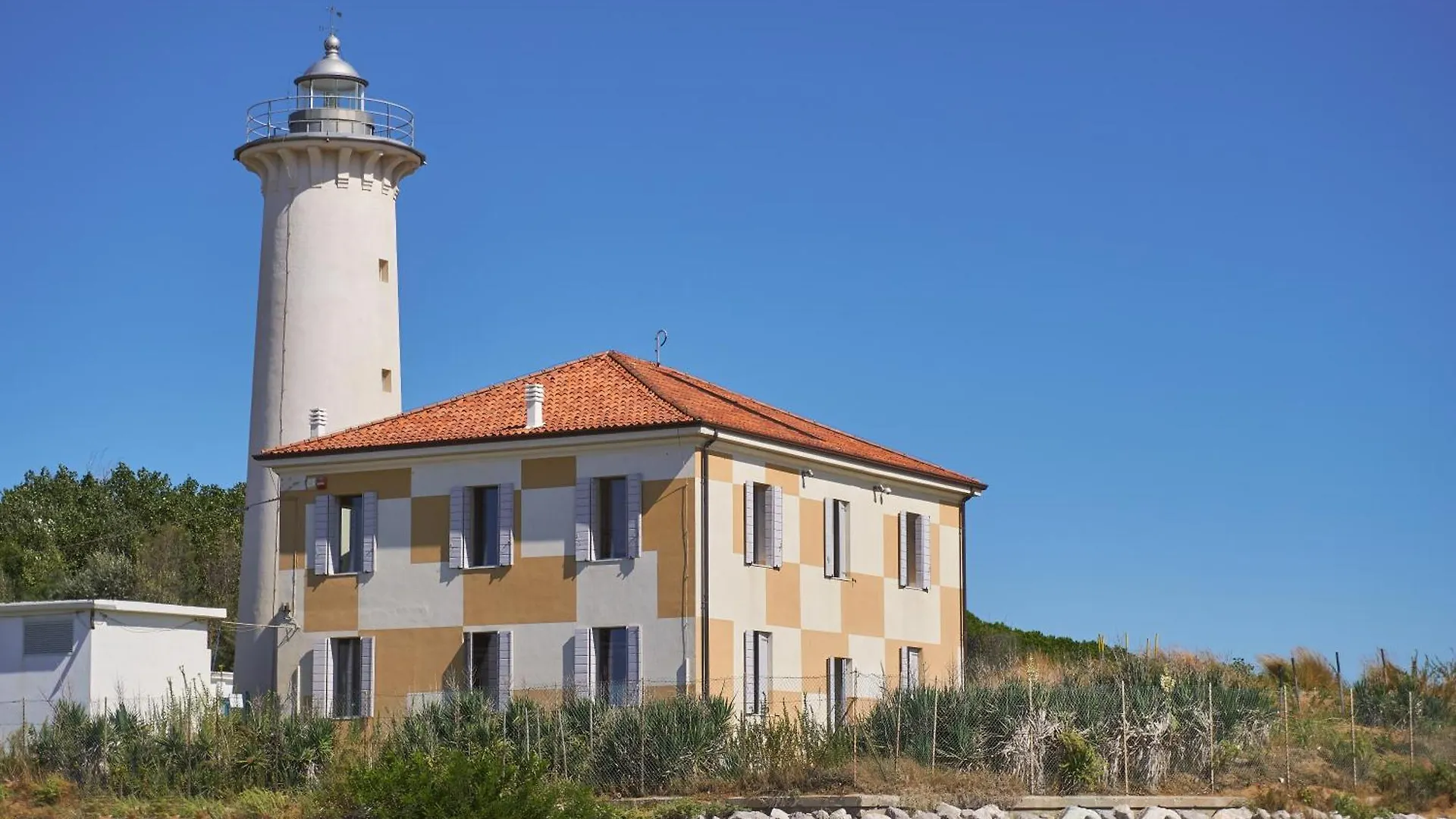 Apartment For 7 With Huge Shared Pool Bibione