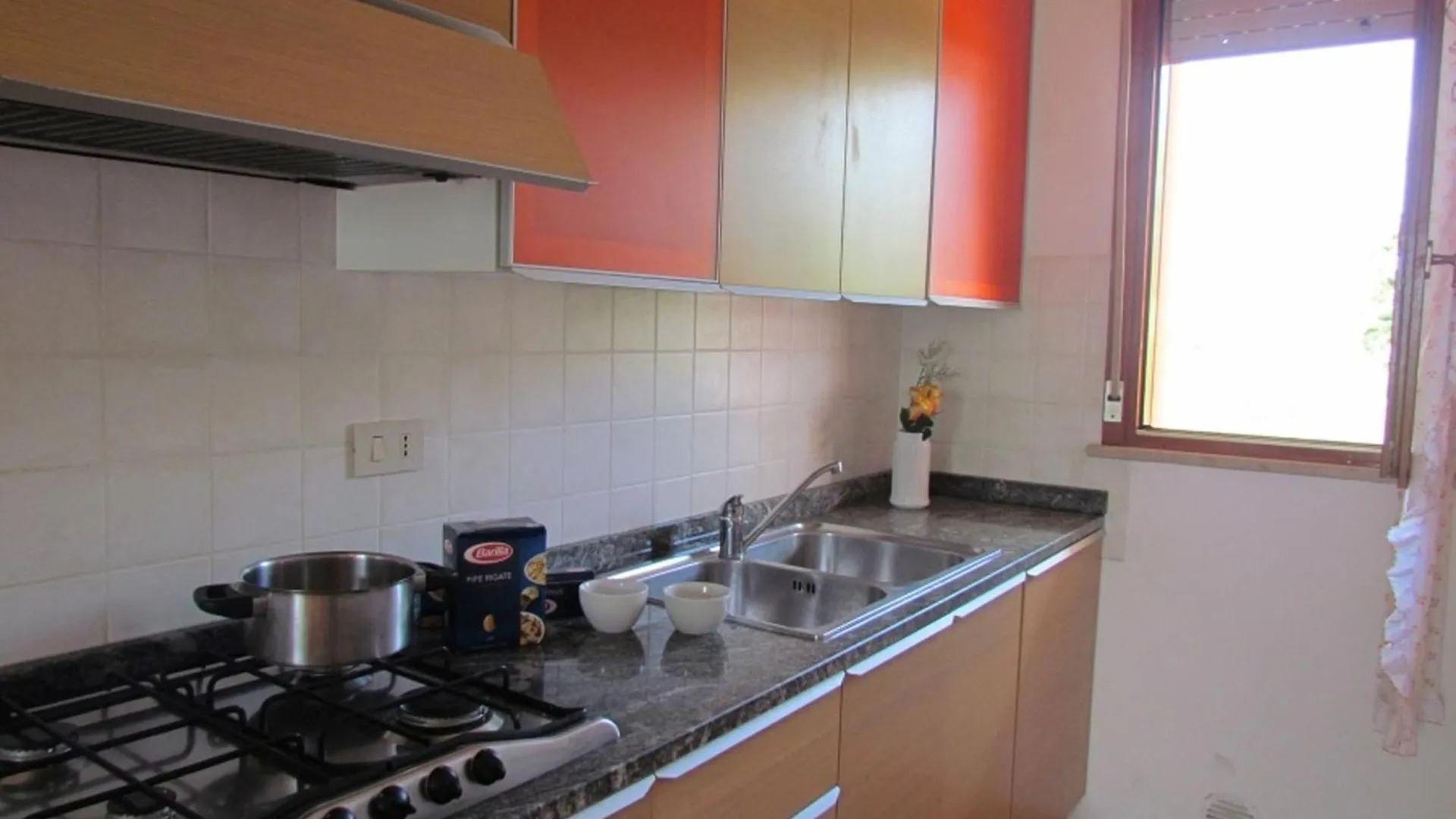 Apartment For 7 With Huge Shared Pool Bibione Italy